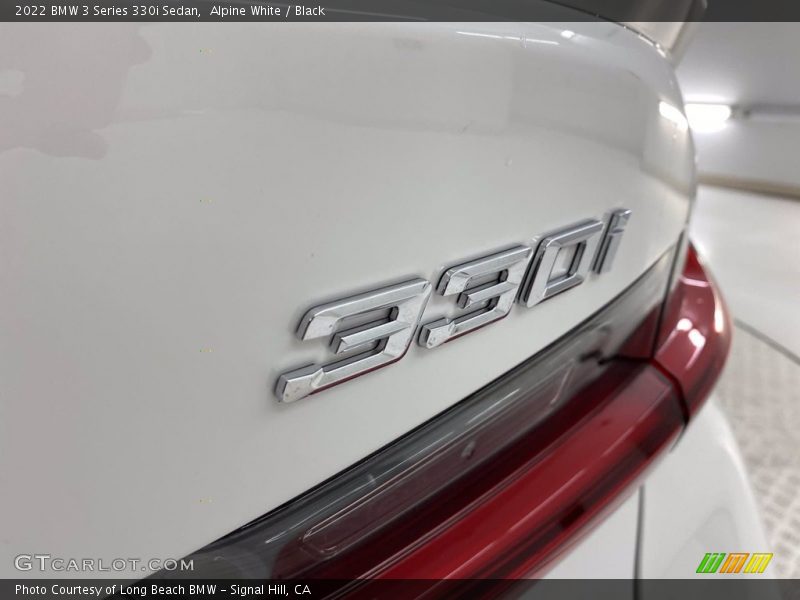Alpine White / Black 2022 BMW 3 Series 330i Sedan