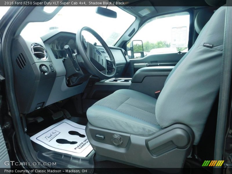 Shadow Black / Black 2016 Ford F250 Super Duty XLT Super Cab 4x4