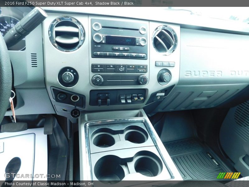 Shadow Black / Black 2016 Ford F250 Super Duty XLT Super Cab 4x4