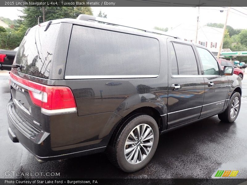  2015 Navigator L 4x4 Tuxedo Black Metallic