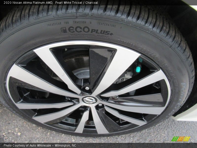 Pearl White Tricoat / Charcoal 2020 Nissan Altima Platinum AWD