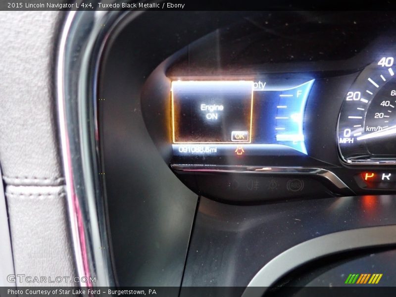 Tuxedo Black Metallic / Ebony 2015 Lincoln Navigator L 4x4