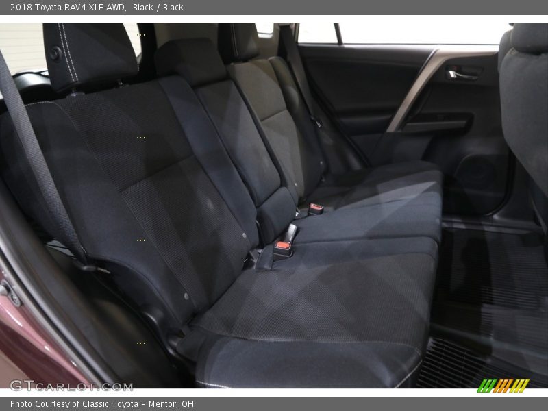 Black / Black 2018 Toyota RAV4 XLE AWD