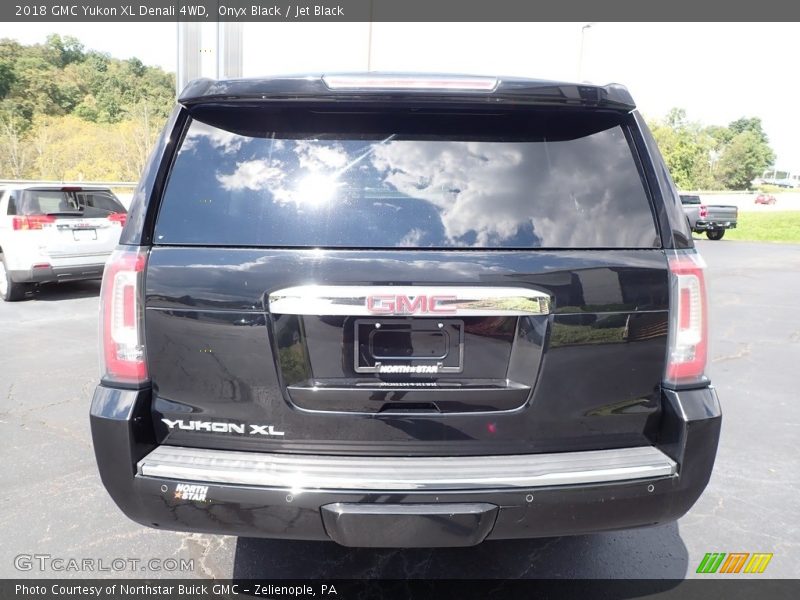 Onyx Black / Jet Black 2018 GMC Yukon XL Denali 4WD