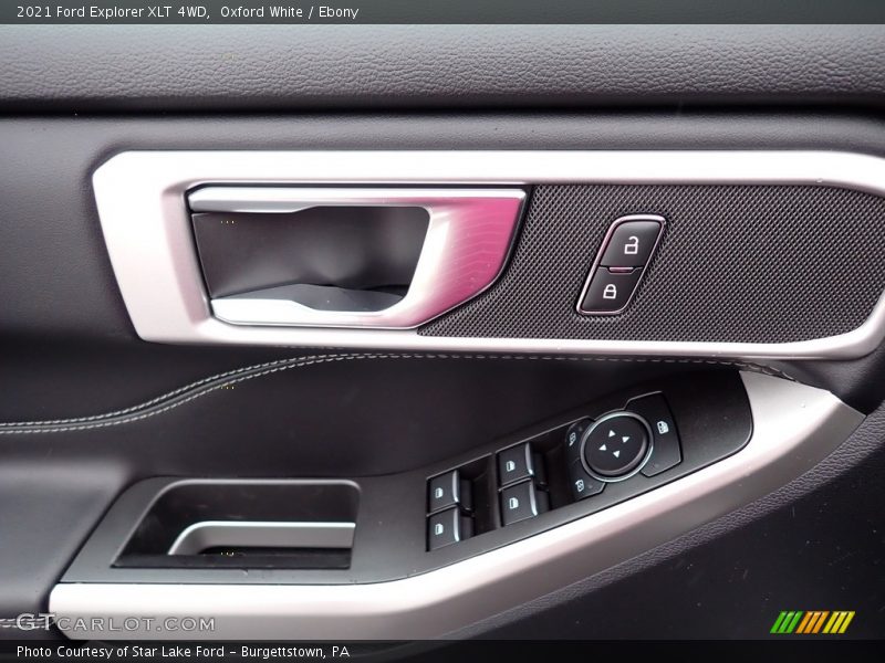 Oxford White / Ebony 2021 Ford Explorer XLT 4WD