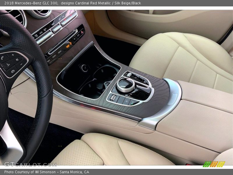designo Cardinal Red Metallic / Silk Beige/Black 2018 Mercedes-Benz GLC 300