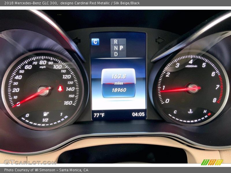 designo Cardinal Red Metallic / Silk Beige/Black 2018 Mercedes-Benz GLC 300