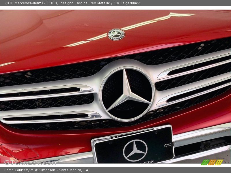 designo Cardinal Red Metallic / Silk Beige/Black 2018 Mercedes-Benz GLC 300