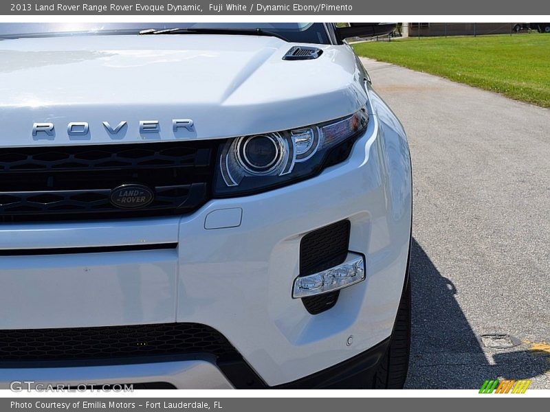 Fuji White / Dynamic Ebony/Pimento 2013 Land Rover Range Rover Evoque Dynamic