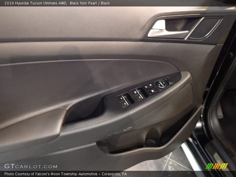 Black Noir Pearl / Black 2019 Hyundai Tucson Ultimate AWD