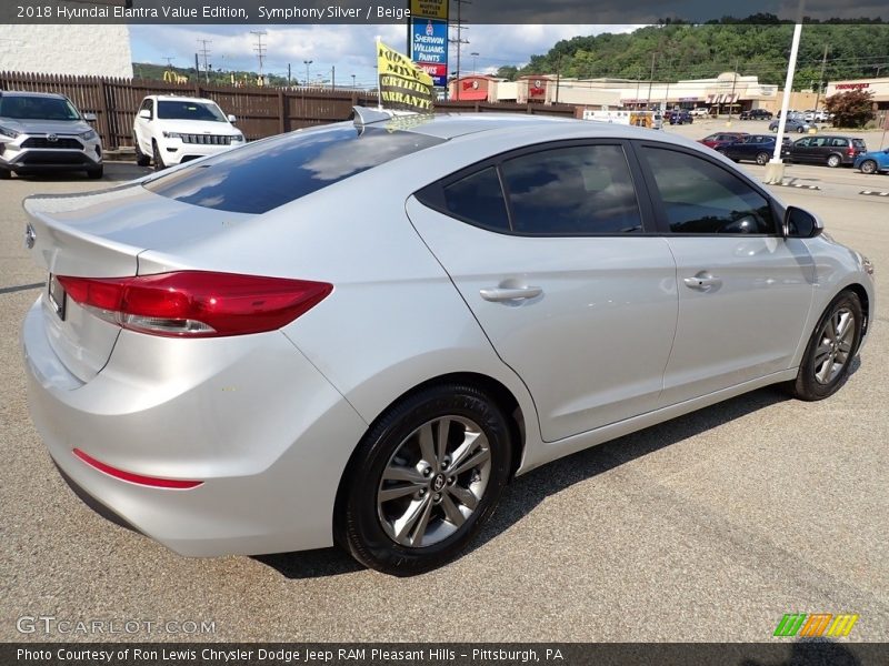 Symphony Silver / Beige 2018 Hyundai Elantra Value Edition