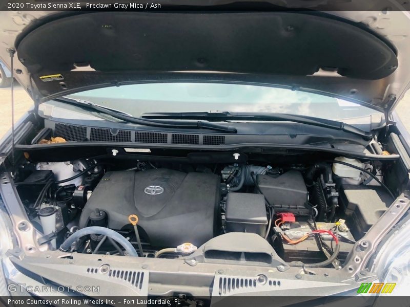 Predawn Gray Mica / Ash 2020 Toyota Sienna XLE