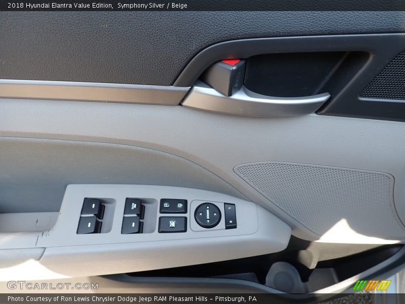 Symphony Silver / Beige 2018 Hyundai Elantra Value Edition