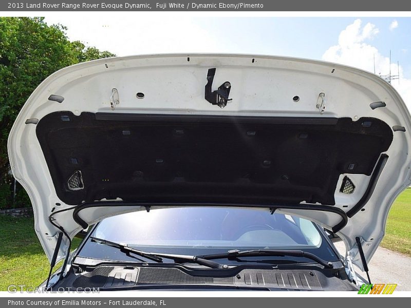 Fuji White / Dynamic Ebony/Pimento 2013 Land Rover Range Rover Evoque Dynamic
