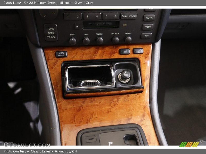 Controls of 2000 LS 400 Platinum Series