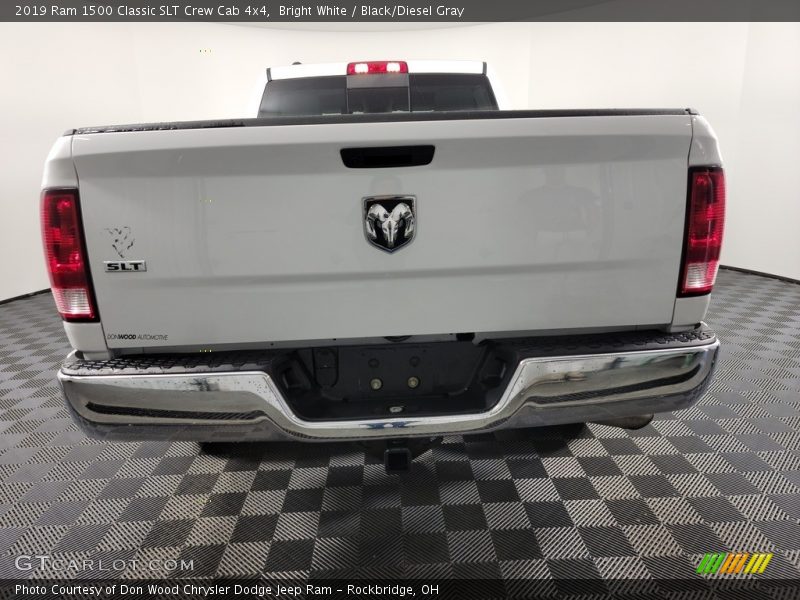 Bright White / Black/Diesel Gray 2019 Ram 1500 Classic SLT Crew Cab 4x4