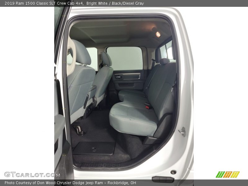 Bright White / Black/Diesel Gray 2019 Ram 1500 Classic SLT Crew Cab 4x4