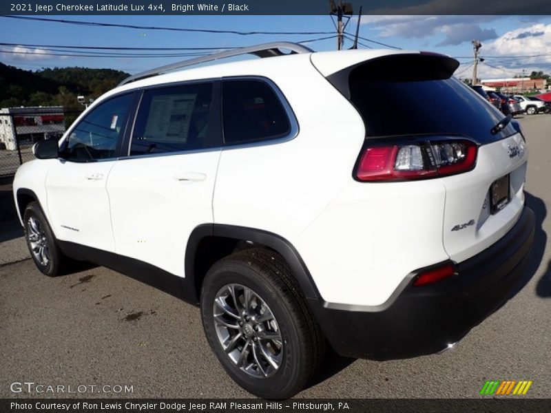 Bright White / Black 2021 Jeep Cherokee Latitude Lux 4x4
