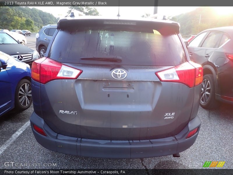 Magnetic Gray Metallic / Black 2013 Toyota RAV4 XLE AWD
