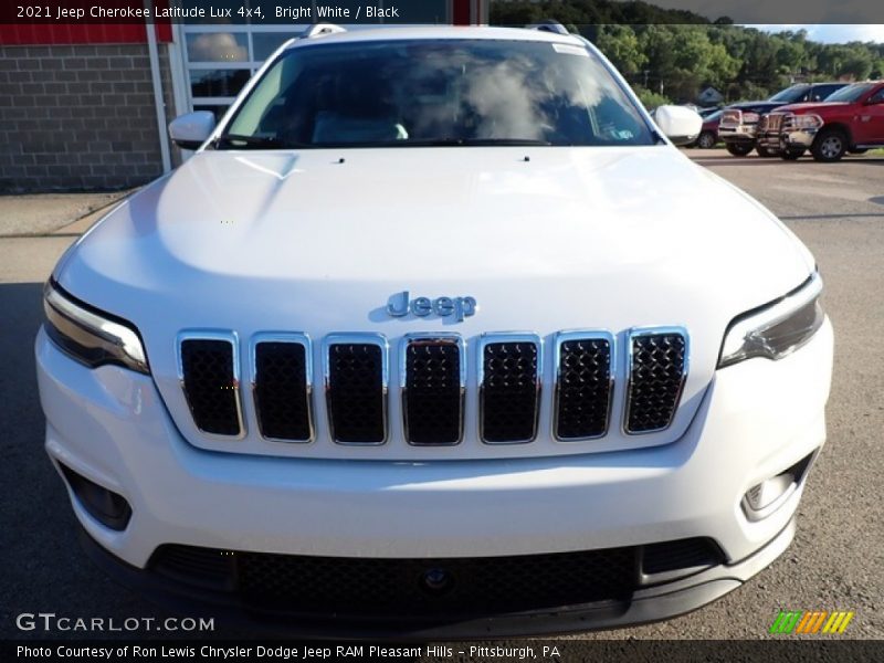 Bright White / Black 2021 Jeep Cherokee Latitude Lux 4x4