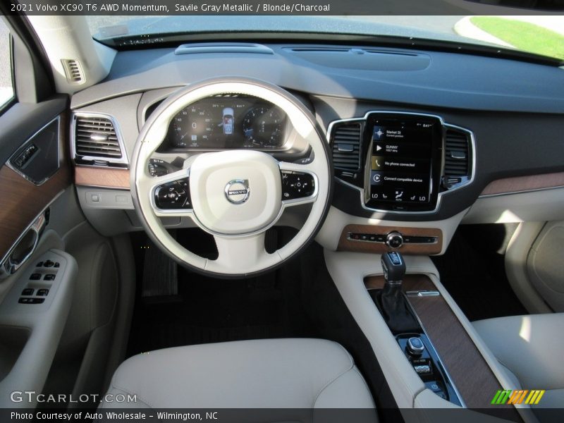 Savile Gray Metallic / Blonde/Charcoal 2021 Volvo XC90 T6 AWD Momentum