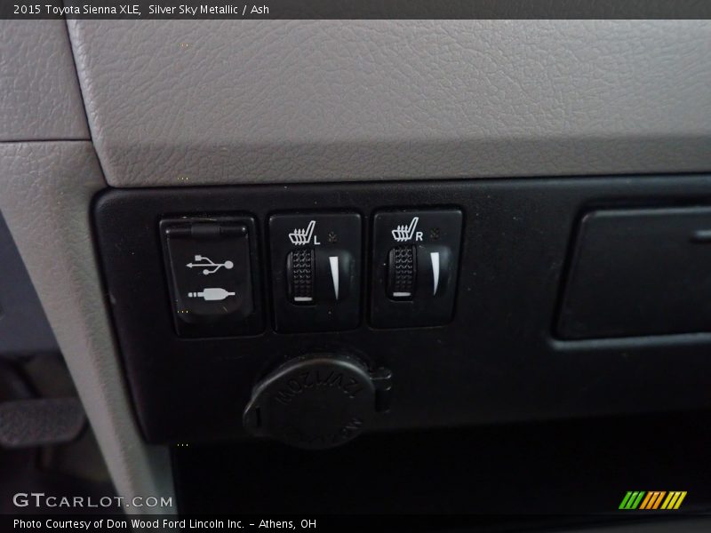 Silver Sky Metallic / Ash 2015 Toyota Sienna XLE