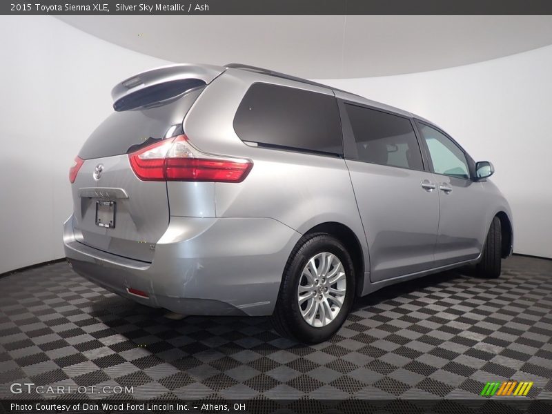 Silver Sky Metallic / Ash 2015 Toyota Sienna XLE