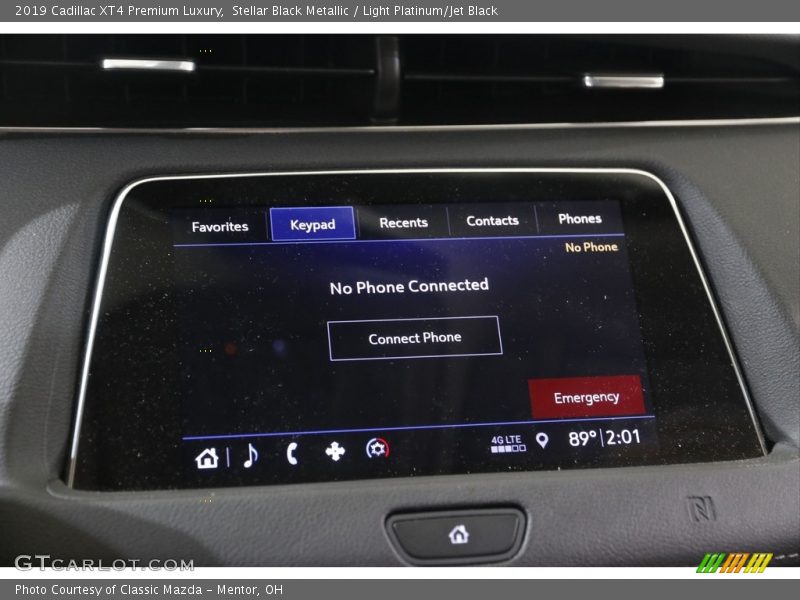 Stellar Black Metallic / Light Platinum/Jet Black 2019 Cadillac XT4 Premium Luxury