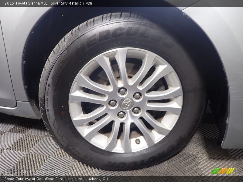 Silver Sky Metallic / Ash 2015 Toyota Sienna XLE