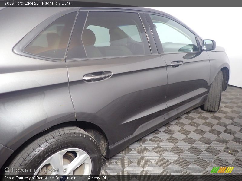 Magnetic / Dune 2019 Ford Edge SE