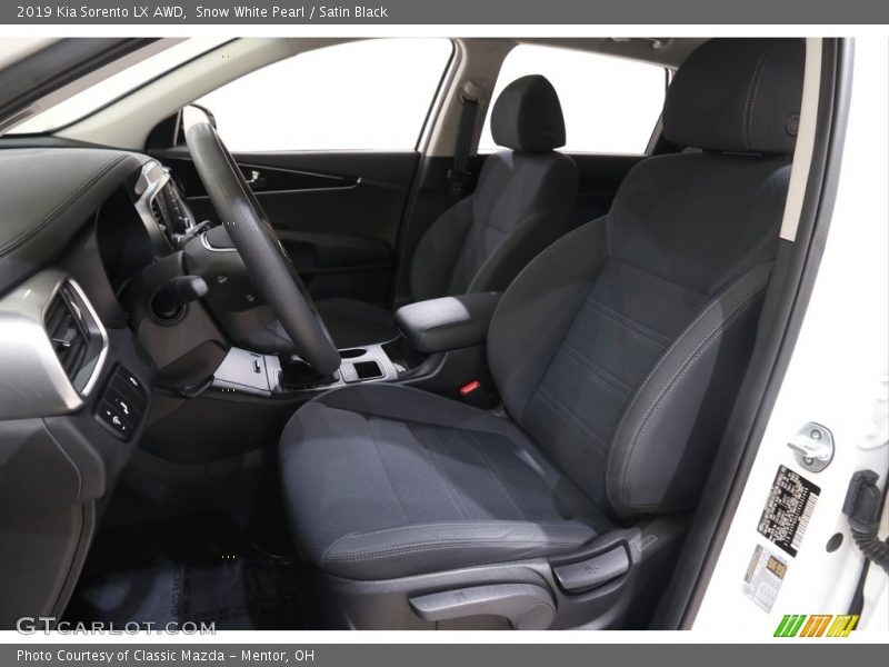 Snow White Pearl / Satin Black 2019 Kia Sorento LX AWD