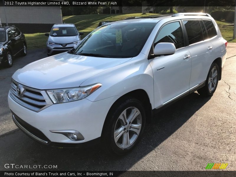 Blizzard White Pearl / Ash 2012 Toyota Highlander Limited 4WD