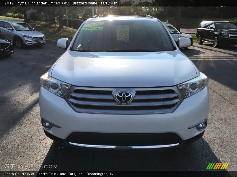 Blizzard White Pearl / Ash 2012 Toyota Highlander Limited 4WD