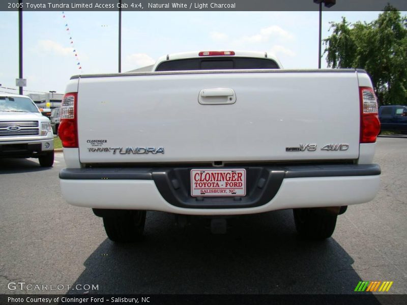 Natural White / Light Charcoal 2005 Toyota Tundra Limited Access Cab 4x4