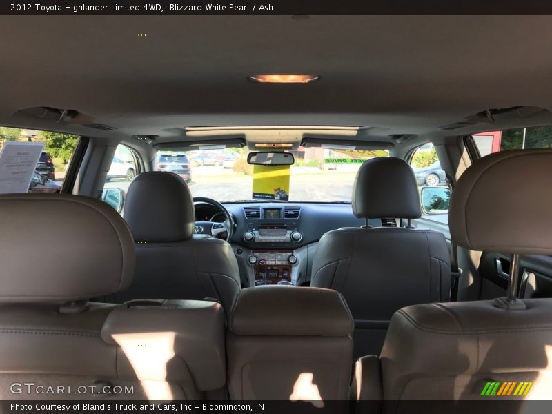 Blizzard White Pearl / Ash 2012 Toyota Highlander Limited 4WD
