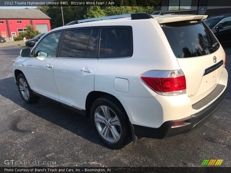 Blizzard White Pearl / Ash 2012 Toyota Highlander Limited 4WD
