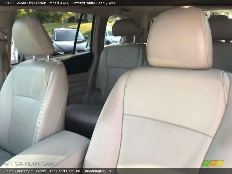 Blizzard White Pearl / Ash 2012 Toyota Highlander Limited 4WD