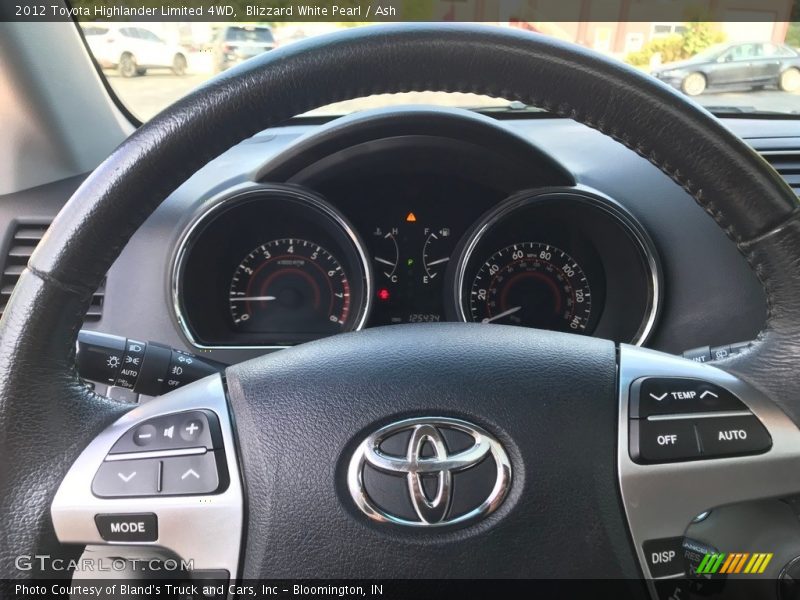 Blizzard White Pearl / Ash 2012 Toyota Highlander Limited 4WD
