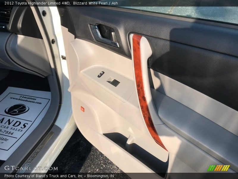 Blizzard White Pearl / Ash 2012 Toyota Highlander Limited 4WD