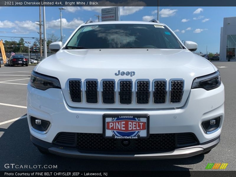 Bright White / Black 2021 Jeep Cherokee Limited 4x4