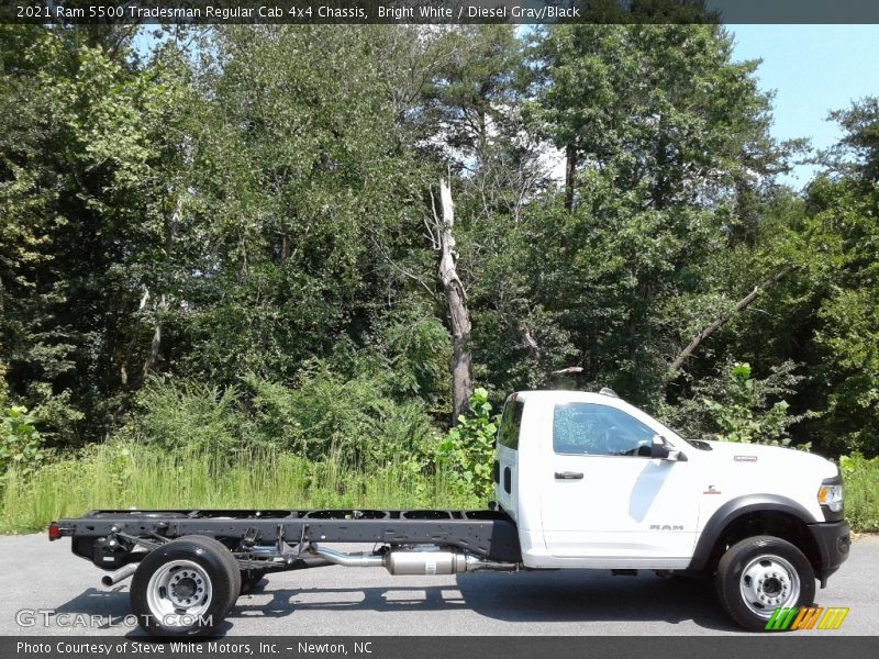 Bright White / Diesel Gray/Black 2021 Ram 5500 Tradesman Regular Cab 4x4 Chassis