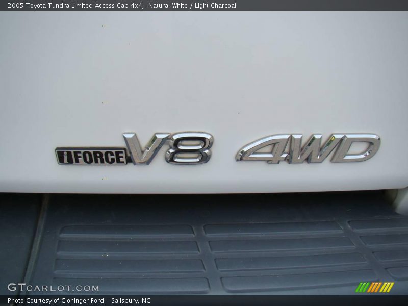 Natural White / Light Charcoal 2005 Toyota Tundra Limited Access Cab 4x4