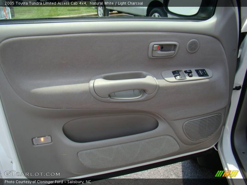 Natural White / Light Charcoal 2005 Toyota Tundra Limited Access Cab 4x4