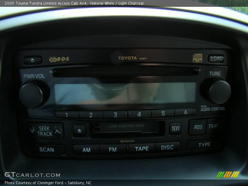 Natural White / Light Charcoal 2005 Toyota Tundra Limited Access Cab 4x4