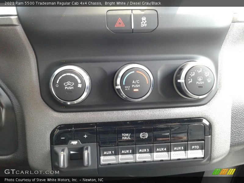 Bright White / Diesel Gray/Black 2021 Ram 5500 Tradesman Regular Cab 4x4 Chassis