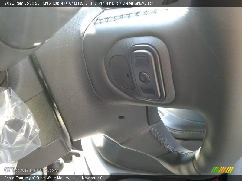 Billet Silver Metallic / Diesel Gray/Black 2021 Ram 3500 SLT Crew Cab 4x4 Chassis