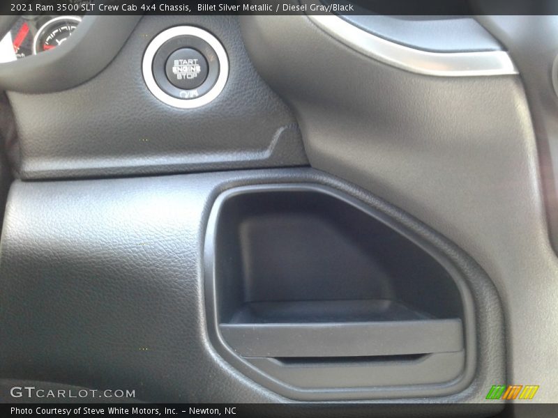 Billet Silver Metallic / Diesel Gray/Black 2021 Ram 3500 SLT Crew Cab 4x4 Chassis