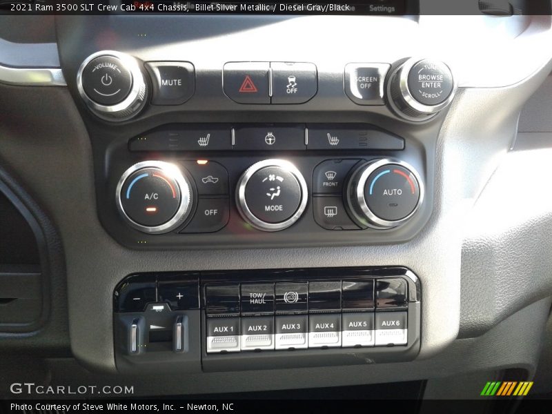 Billet Silver Metallic / Diesel Gray/Black 2021 Ram 3500 SLT Crew Cab 4x4 Chassis