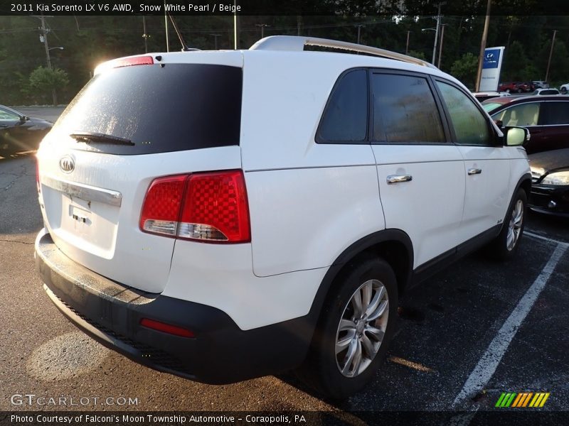 Snow White Pearl / Beige 2011 Kia Sorento LX V6 AWD