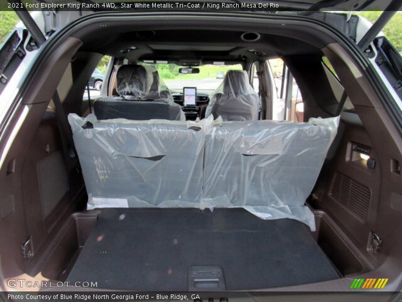  2021 Explorer King Ranch 4WD Trunk